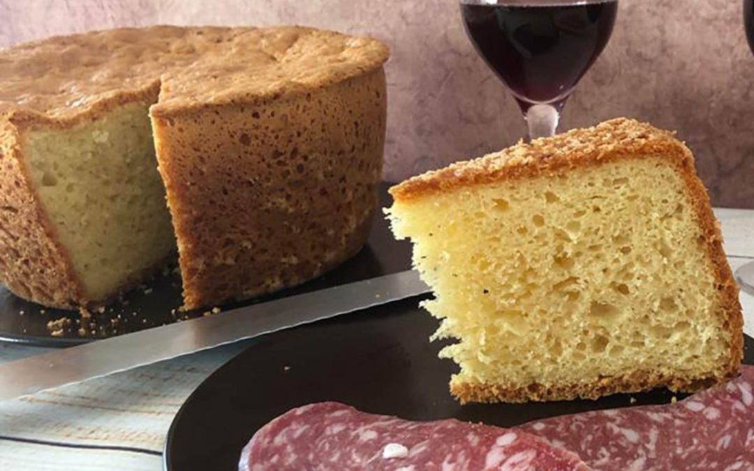 Crescia al Formaggio (pain de Pâques italien au fromage)