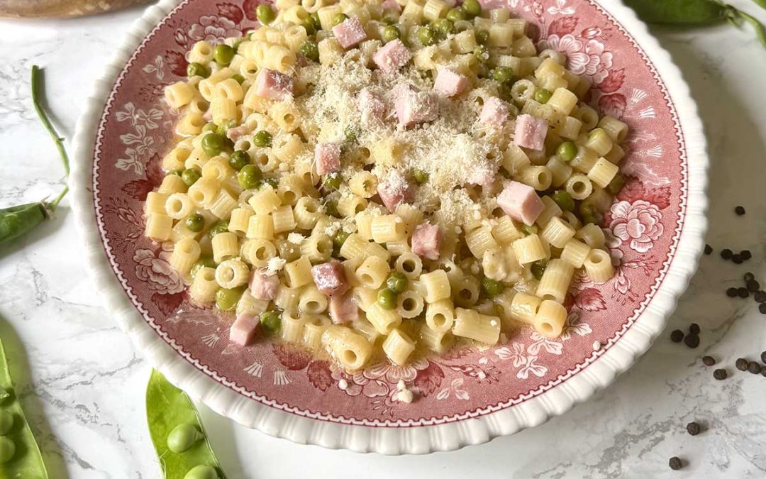 Pâtes napolitaines et petits pois